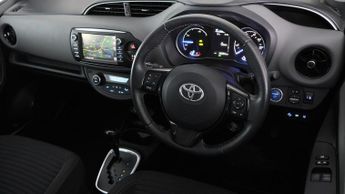 Toyota Yaris VVT-I ICON TECH