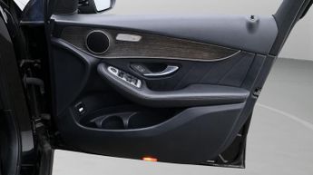 Mercedes-Benz GLC GLC 220 D 4MATIC AMG LINE