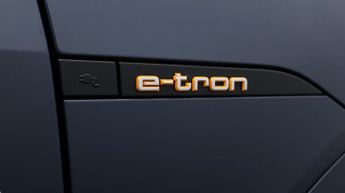 Audi e-tron SPORTBACK QUATTRO BLACK EDITION