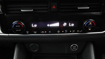 Nissan Qashqai DIG-T N-CONNECTA DCT