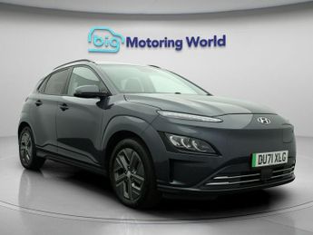 Hyundai KONA PREMIUM