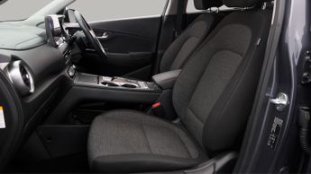 Hyundai KONA PREMIUM