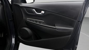 Hyundai KONA PREMIUM