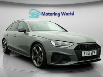 Audi A4 AVANT TFSI S LINE BLACK EDITION