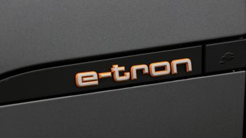 Audi e-tron QUATTRO S LINE