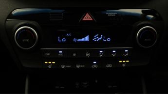 Hyundai TUCSON CRDI PREMIUM