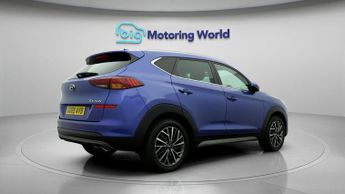 Hyundai TUCSON CRDI PREMIUM