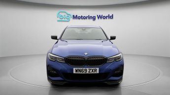 BMW 3 Series 330E M SPORT