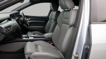 Audi e-tron QUATTRO BLACK EDITION