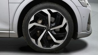 Audi e-tron QUATTRO BLACK EDITION