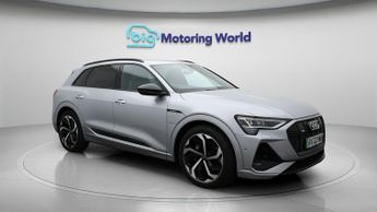 Audi e-tron QUATTRO BLACK EDITION
