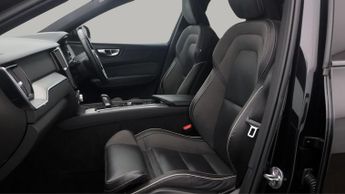 Volvo XC60 B5 R-DESIGN AWD