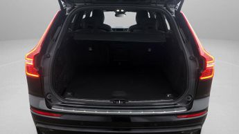 Volvo XC60 B5 R-DESIGN AWD