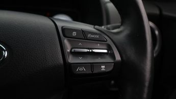 Hyundai KONA PREMIUM