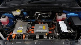 MG MG ZS TROPHY CONNECT
