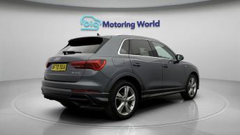 Audi Q3 TFSI S LINE