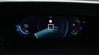 Peugeot E-2008 GT PREMIUM