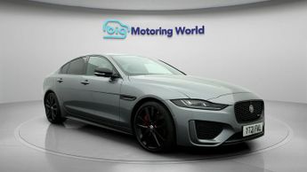 Jaguar XE R-DYNAMIC BLACK