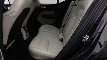 Volvo XC40 RECHARGE T4 INSCRIPTION EXPRESSION
