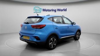 MG MG ZS TROPHY CONNECT