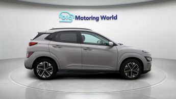 Hyundai KONA PREMIUM