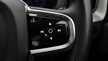 Volvo XC60 RECHARGE T6 PLUS AWD