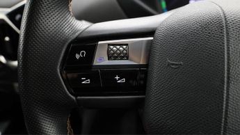 DS AUTOMOBILES DS 3 CROSSBACK E-TENSE PERFORMANCE LINE