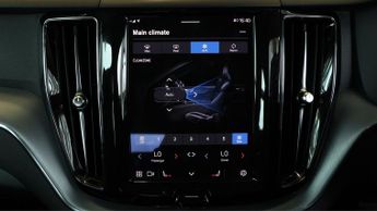 Volvo XC60 B5 MOMENTUM