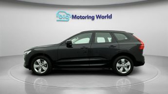 Volvo XC60 B5 MOMENTUM