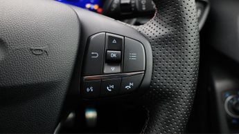 Ford Puma VIVID RUBY EDITION