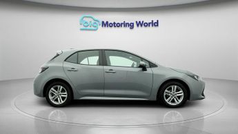 Toyota Corolla ICON TECH