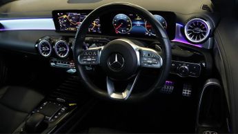 Mercedes-Benz CLA CLA 180 AMG LINE EXECUTIVE