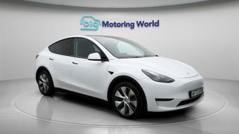 Tesla Model Y LONG RANGE AWD