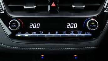 Toyota Corolla ICON TECH