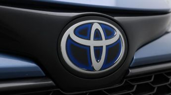 Toyota Corolla ICON TECH