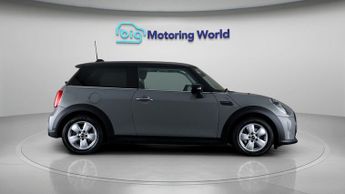 MINI Hatch COOPER CLASSIC