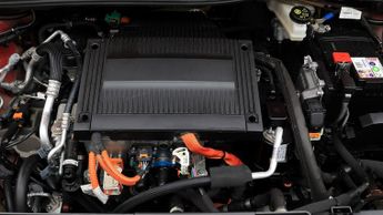 Peugeot E-208 GT