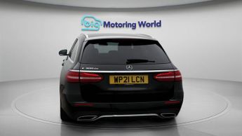 Mercedes-Benz E Class E 300 DE AMG LINE