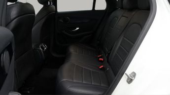 Mercedes-Benz GLC GLC 220 D 4MATIC SPORT