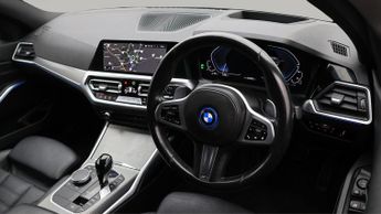 BMW 3 Series 330E M SPORT