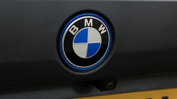 BMW 3 Series 330E M SPORT