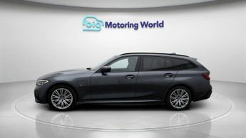 BMW 3 Series 330E M SPORT