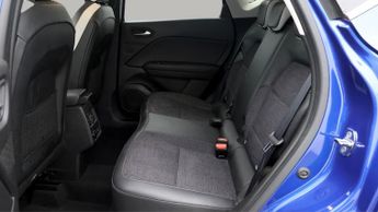 Renault Captur TECHNO E-TECH