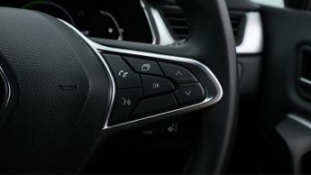 Renault Captur TECHNO E-TECH