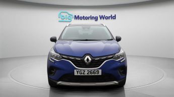 Renault Captur TECHNO E-TECH