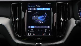 Volvo XC60 RECHARGE T6 PLUS AWD