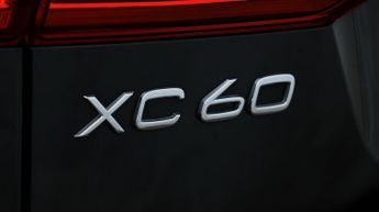 Volvo XC60 RECHARGE T6 PLUS AWD