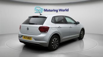 Volkswagen Polo ACTIVE TSI DSG