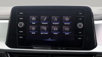 Volkswagen T-Roc LIFE TSI DSG