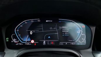 BMW 3 Series 330E SE PRO